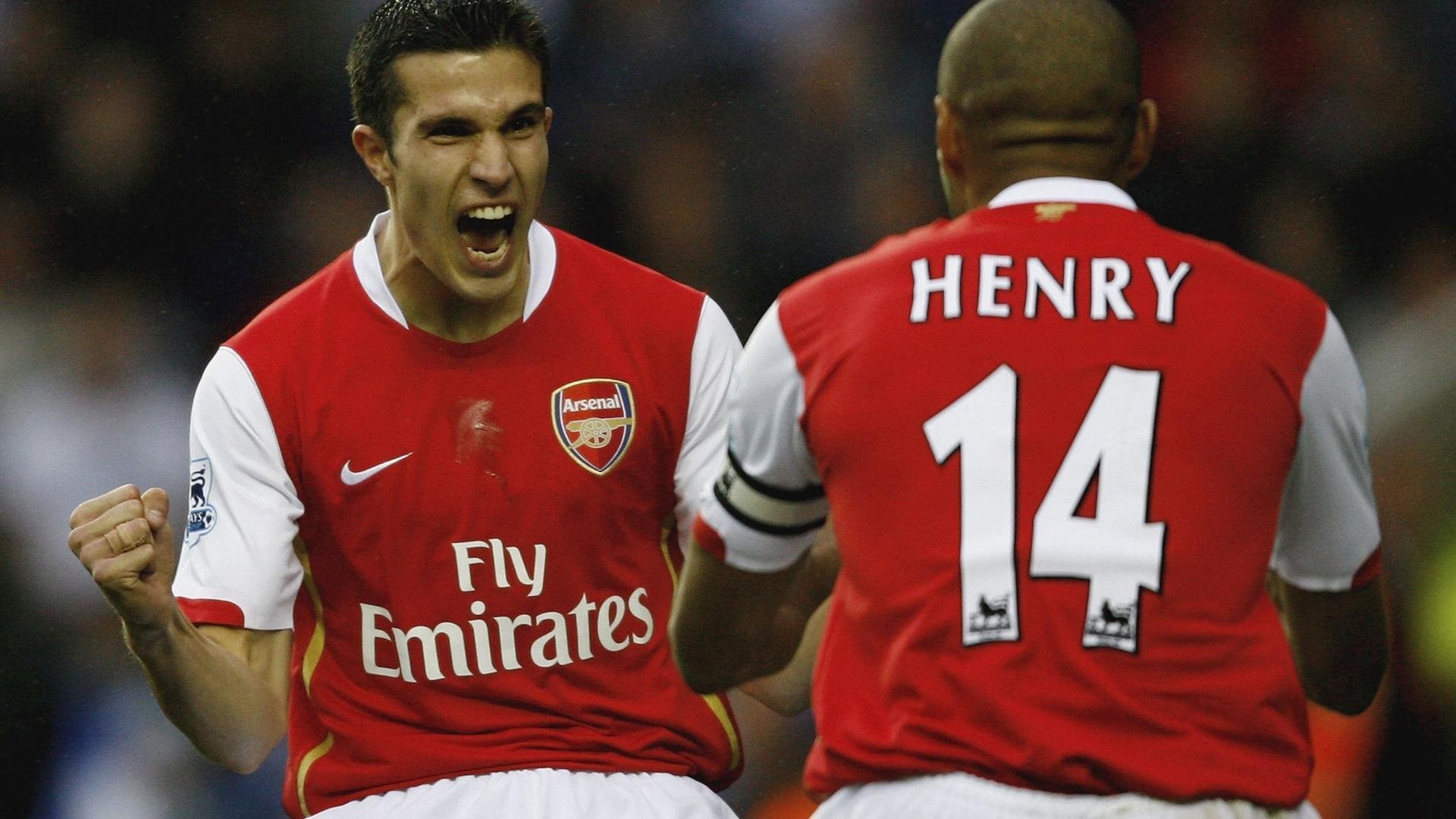 拜仁前场火力全开，凯恩再度上演帽子戏法，拜仁高层卡恩